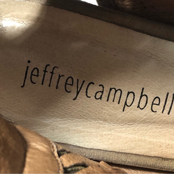 Jeffrey Campbell suede peep toe block heel booties.  Size 9. - Picture 6 of 8